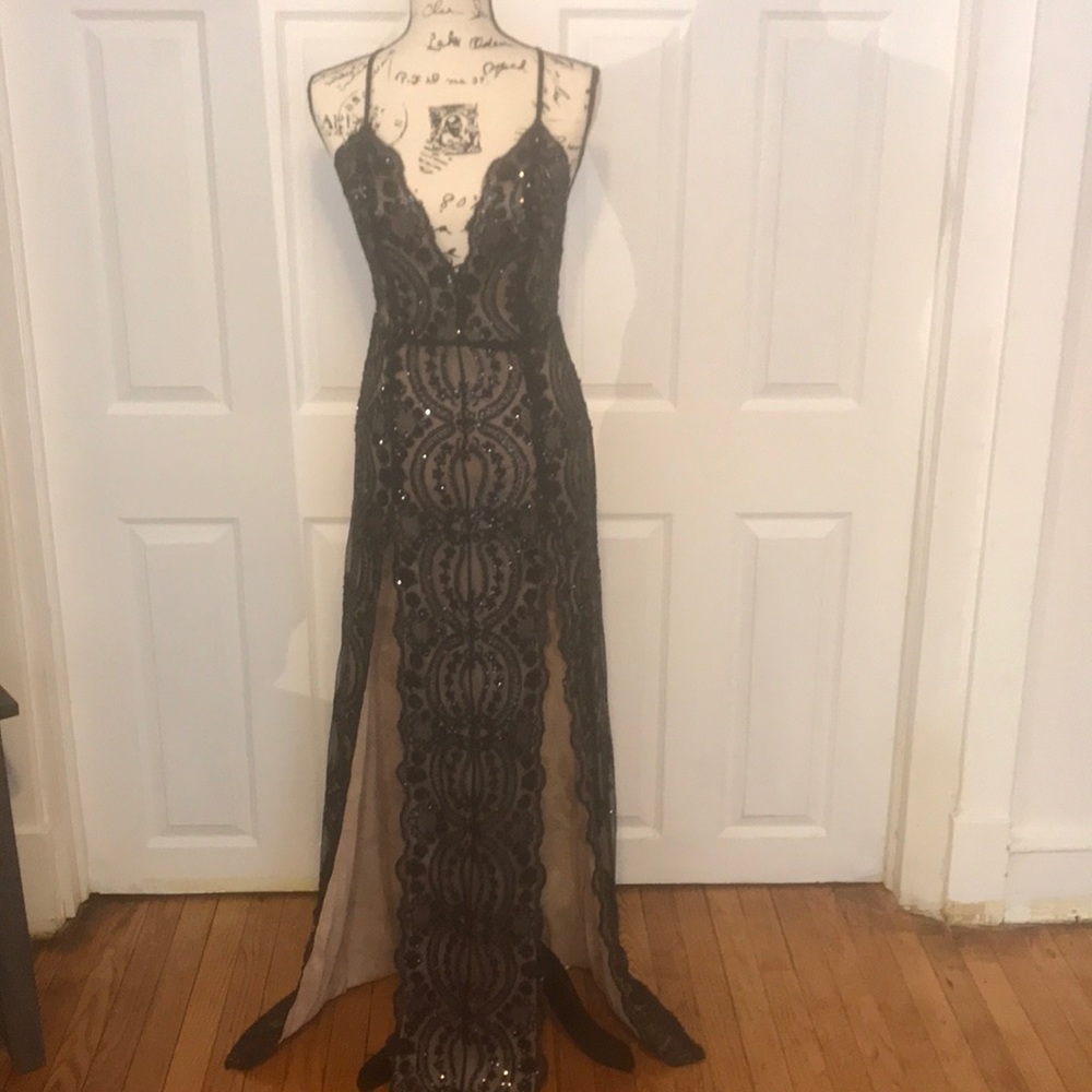 Gorgeous Sequins Black & Nude Dress
